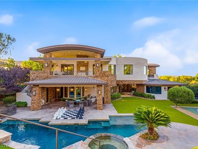47 Soaring Bird Ct