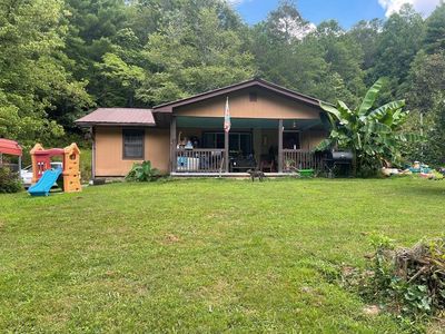 129 Old Slow Creek Rd
