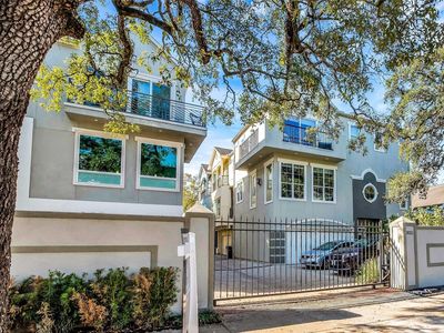 3011 Houston Ave APT B