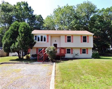 48 Sheltra Ave