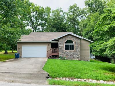 450 Hobart Drive