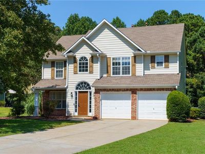 105 Holly Pl