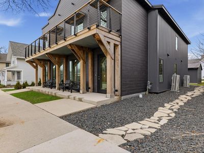 171 E Rhine STREET