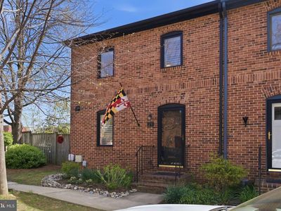 21 City Gate Ln