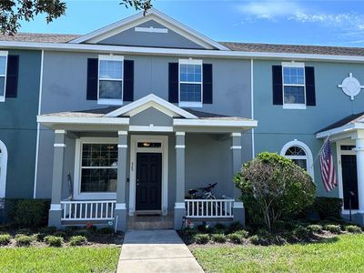 525 Waterside Pointe Dr