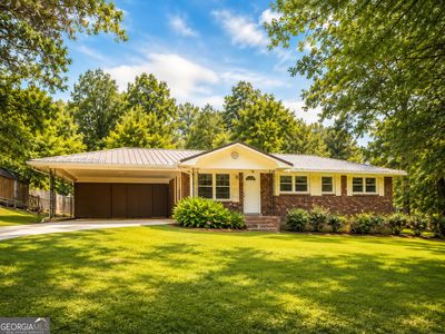 203 Briarwood Dr