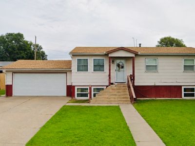 344 W 5th St