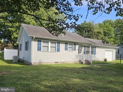 611 N Main St