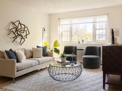 5 Walden St APT 8