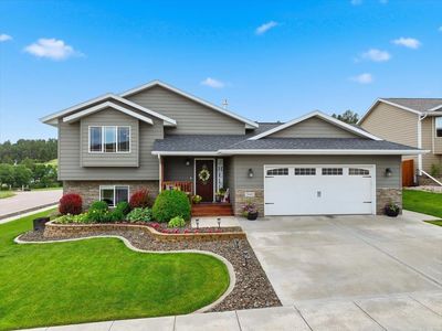 2602 Meadows Dr