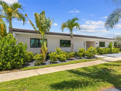 200 N 52nd Ave