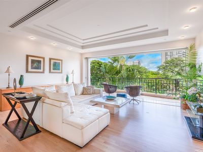 1740 S Beretania St APT 30