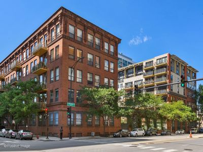 1910 S Indiana Ave APT 321