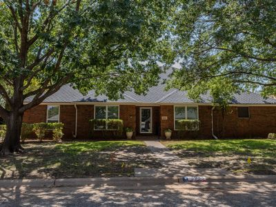 3933 Bay Hill Dr