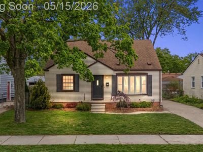 1411 Amelia Ave