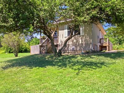 2217 W Volunteer Way