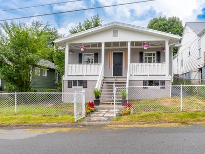 Property at 212 Washington Ave, Oak Hill, WV