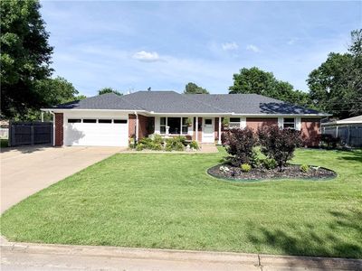 Property at 715 Maria St, Springdale, AR