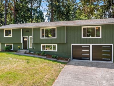 2512 Natalie Lane