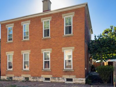 729 Kerr St