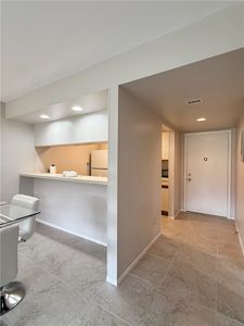 6 Plantation Dr APT 102