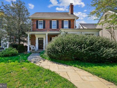 4958 Butterworth Pl NW