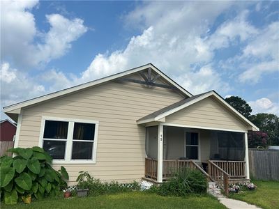 15 Lenora Dr
