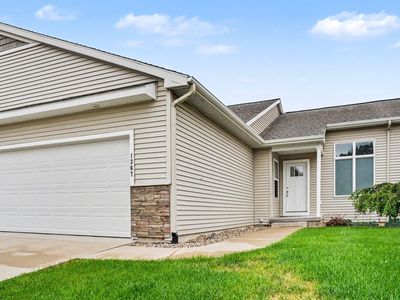 1367 S Village Cir