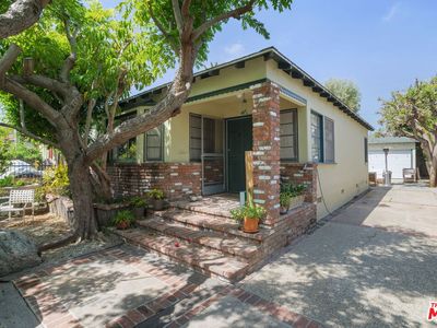 767-769 Sunset Ave