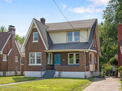 728 S 39th St
