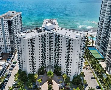 3001 S Ocean Dr APT 229