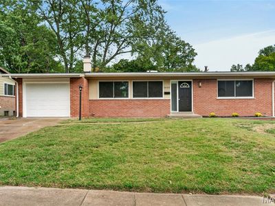 1600 Gallant Fox Dr