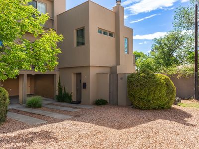 211 Callecita Pl APT E