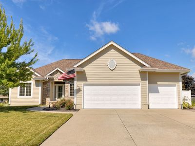 1018 Falcon Dr SE