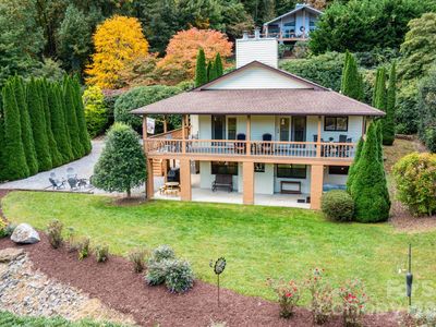 352 Lewis Ln