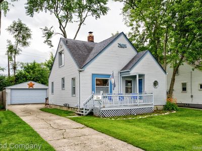 1355 Harvard Rd