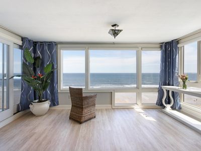 31 E Grand Avenue #72