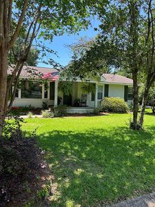 416 White Ave