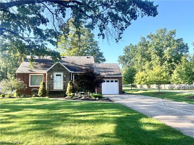 5528 Highland Rd