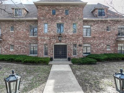 8361 Somerset Dr APT 303