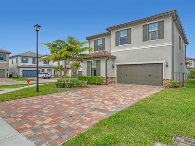 4740 Chantilly