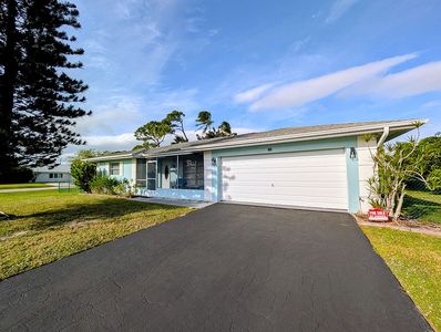 105 Valley Dr