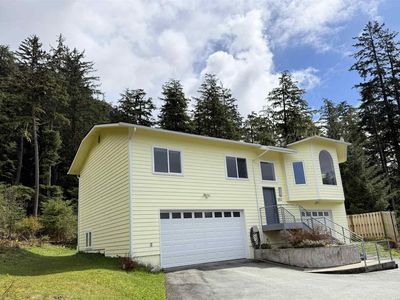 1212 Pike Ct
