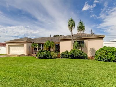 14049 Yacht Club Blvd