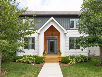 646 Nashua Ln