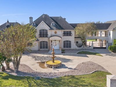 28382 Valencia Cir E