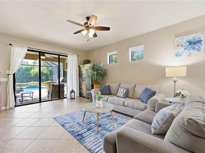 7156 Live Oak DR