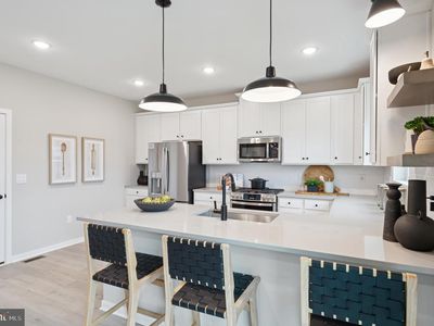 4 Silverbell Ave