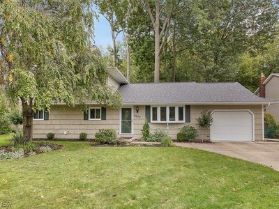 Property at 6609 Debbie Dr, North Ridgeville, OH