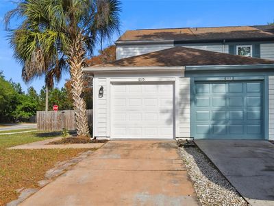 6115 Oak Cluster Cir
